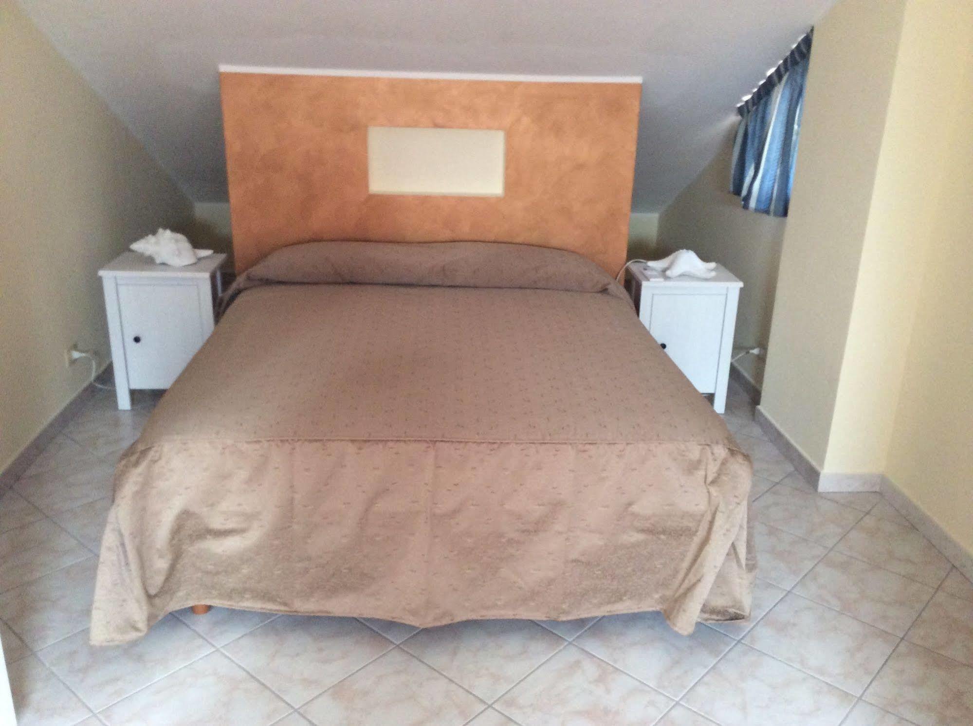Casa Vacanze Samira Fondachello  Dış mekan fotoğraf